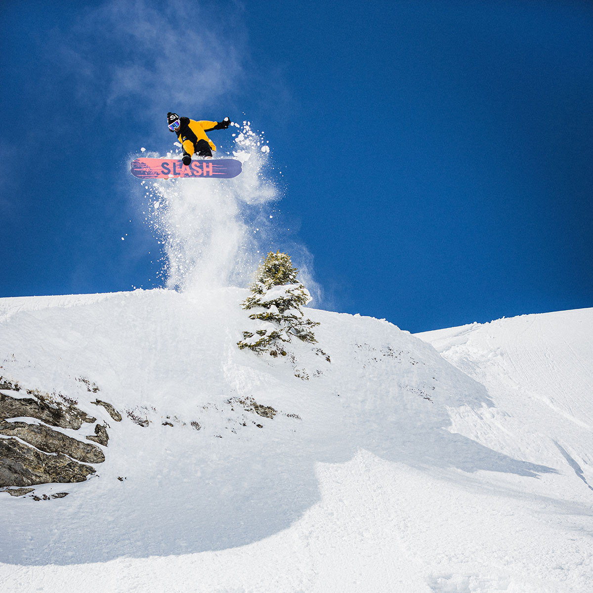 Slash ApArtment Happy Place Snowboard